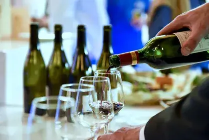 570x380_pvv_serviceplus_vins_50k_3.jpg