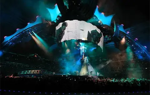 u2_760x507_couv
